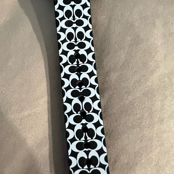 Coach Watch - Picture 3 of 4